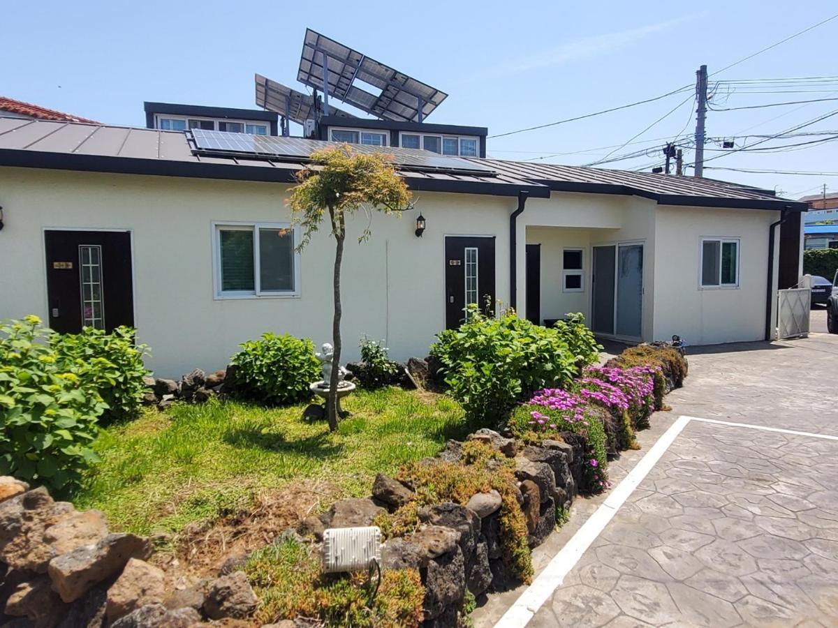 Hanihaus Sinchon-Ri Jeju Exterior foto