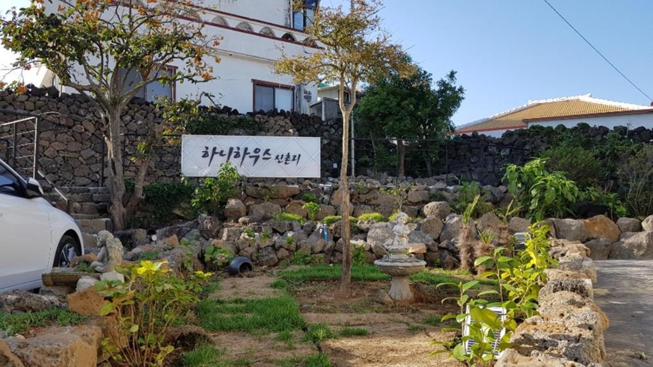 Hanihaus Sinchon-Ri Jeju Exterior foto